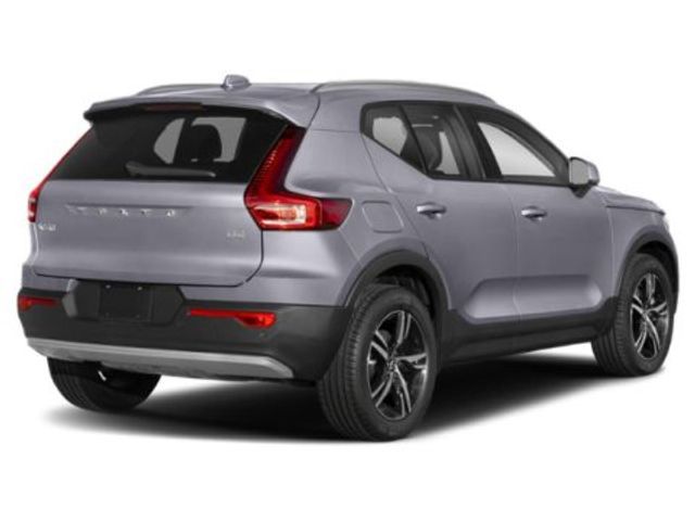 2023 Volvo XC40 Plus Bright Theme