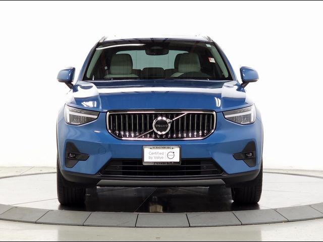 2023 Volvo XC40 Plus Bright Theme