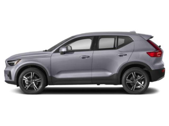 2023 Volvo XC40 Plus Dark Theme