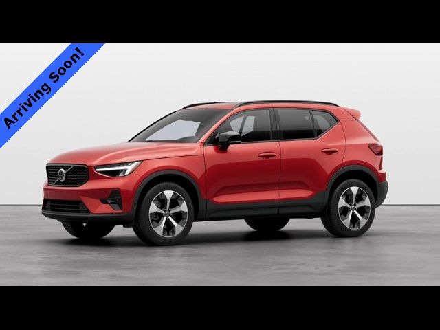 2023 Volvo XC40 Plus Dark Theme