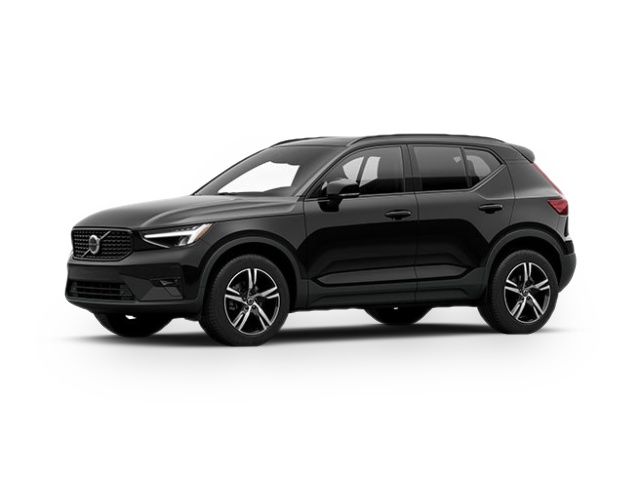 2023 Volvo XC40 Plus Dark Theme