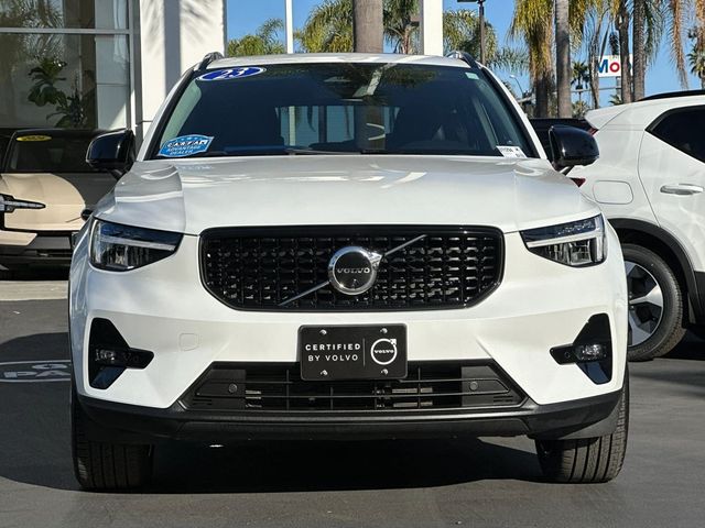 2023 Volvo XC40 Plus Dark Theme