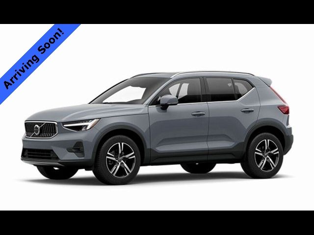 2023 Volvo XC40 Plus Dark Theme