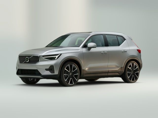 2023 Volvo XC40 Plus Dark Theme