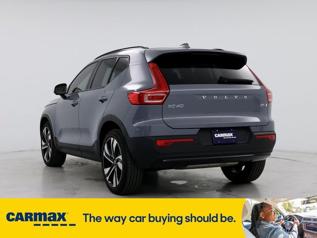 2023 Volvo XC40 Ultimate Dark Theme