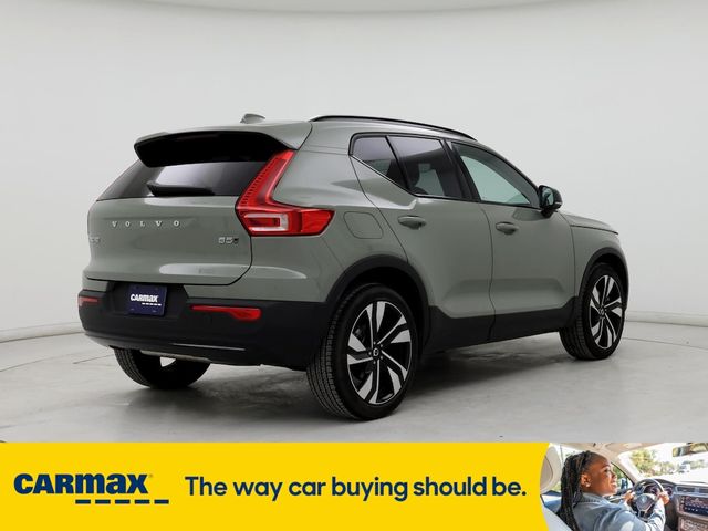 2023 Volvo XC40 Ultimate Dark Theme