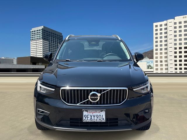 2023 Volvo XC40 Plus Bright Theme
