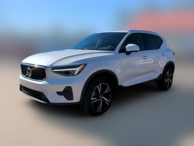 2023 Volvo XC40 Core