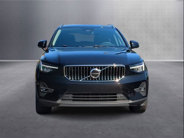 2023 Volvo XC40 Plus Bright Theme