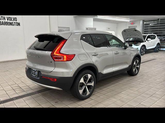 2023 Volvo XC40 Plus Bright Theme