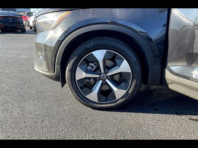 2023 Volvo XC40 Ultimate Dark Theme