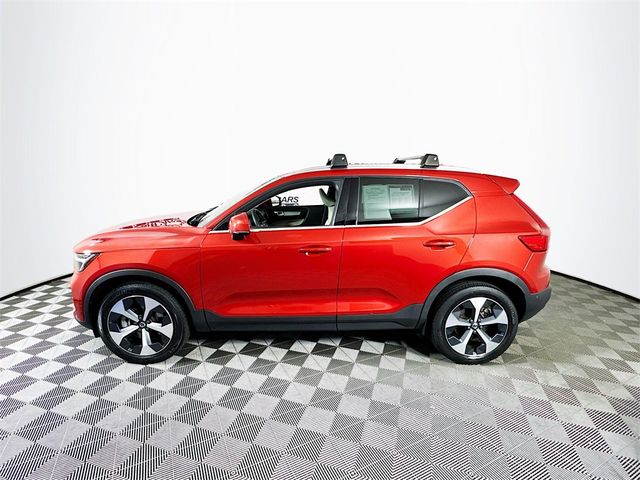 2023 Volvo XC40 Ultimate Bright Theme