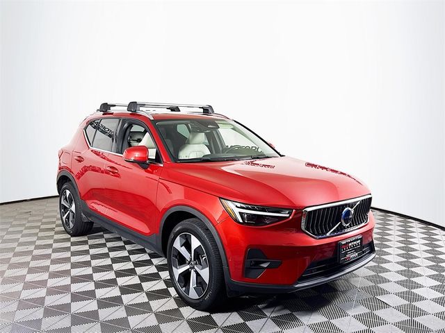 2023 Volvo XC40 Ultimate Bright Theme