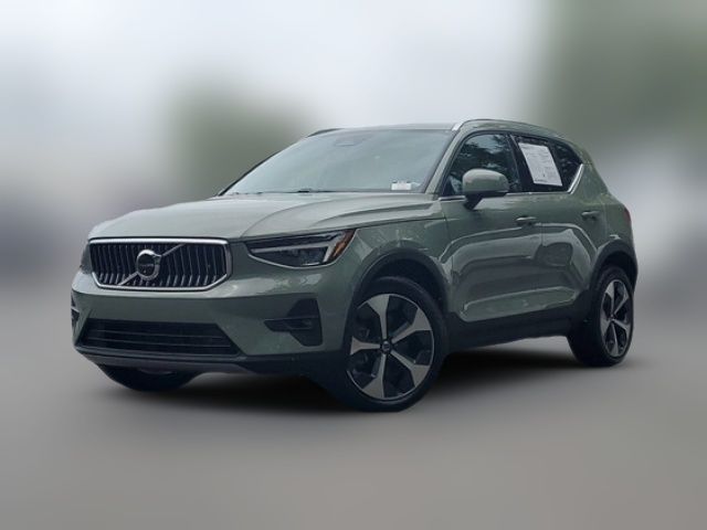 2023 Volvo XC40 Ultimate Bright Theme