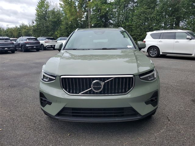 2023 Volvo XC40 Ultimate Bright Theme