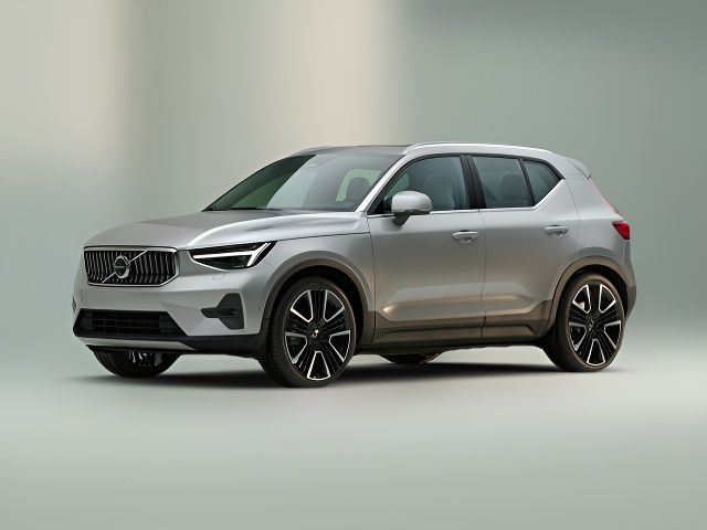 2023 Volvo XC40 Ultimate Bright Theme