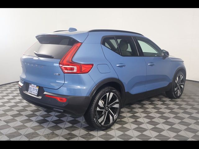 2023 Volvo XC40 Ultimate Dark Theme