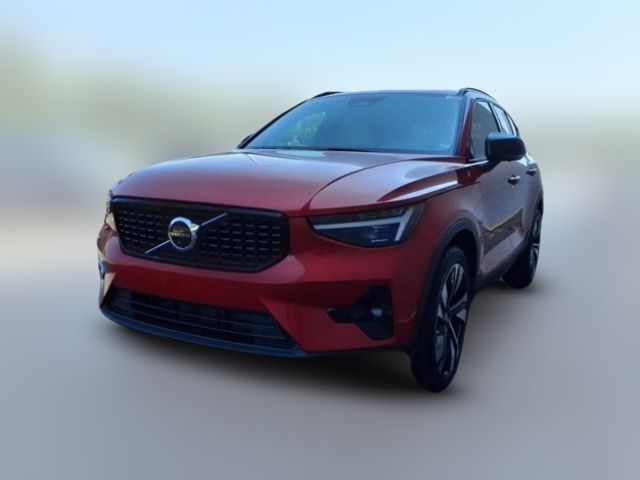 2023 Volvo XC40 Ultimate Dark Theme