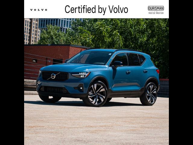 2023 Volvo XC40 Ultimate Dark Theme