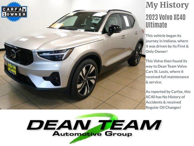 2023 Volvo XC40 Ultimate Dark Theme