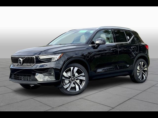 2023 Volvo XC40 Ultimate Dark Theme