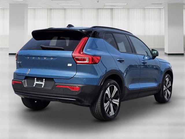 2023 Volvo XC40 Recharge Pure Electric Core