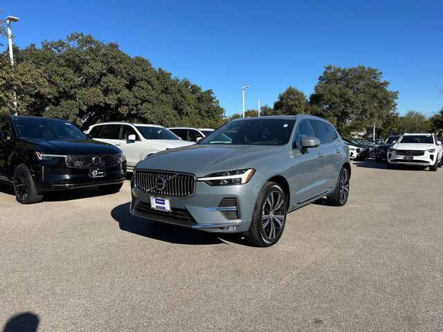 2023 Volvo XC60 Plus Bright Theme