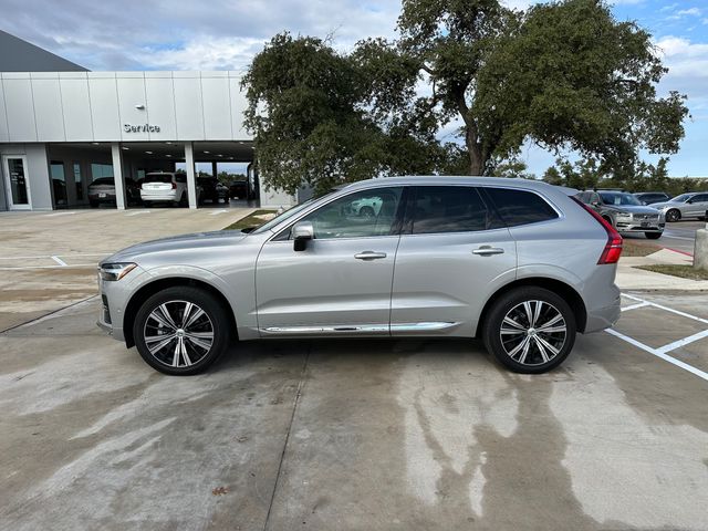 2023 Volvo XC60 Plus Bright Theme