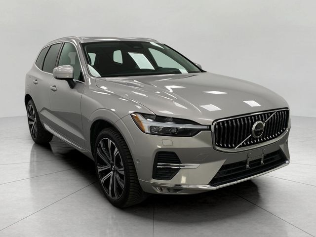 2023 Volvo XC60 Ultimate Bright Theme