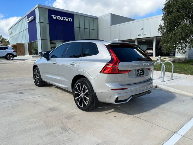 2023 Volvo XC60 Ultimate Dark Theme