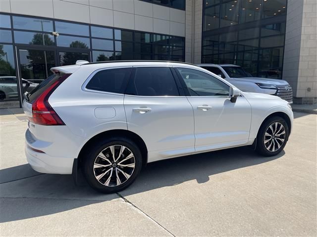 2023 Volvo XC60 Core