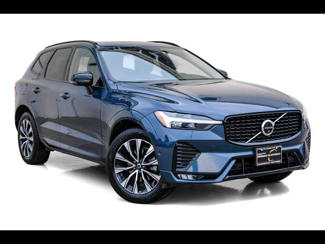 2023 Volvo XC60 Plus Dark Theme