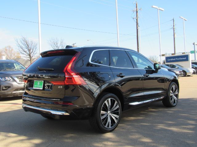 2023 Volvo XC60 Plus Bright Theme