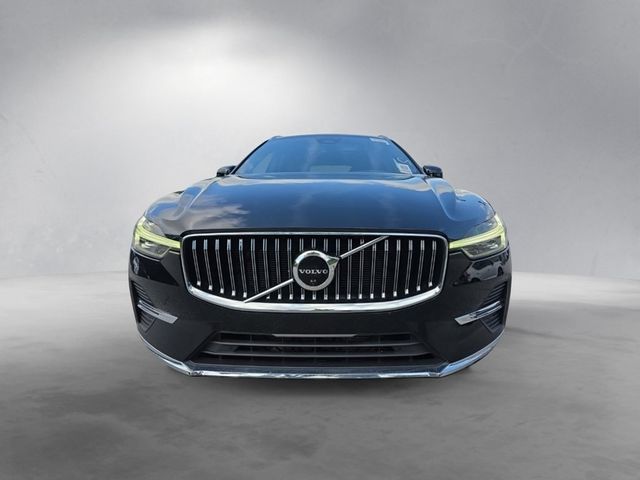 2023 Volvo XC60 Plus Bright Theme