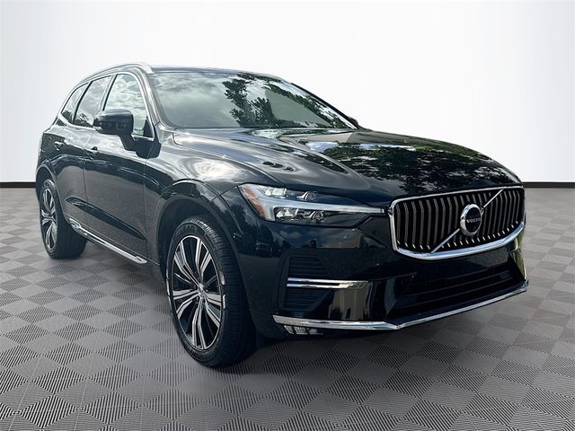 2023 Volvo XC60 Plus Bright Theme