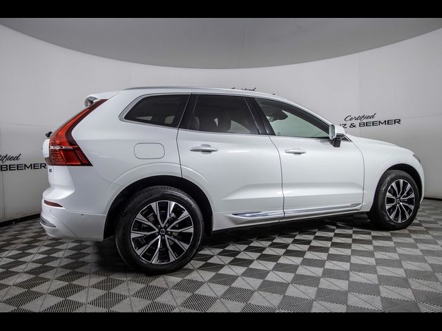 2023 Volvo XC60 Plus Bright Theme