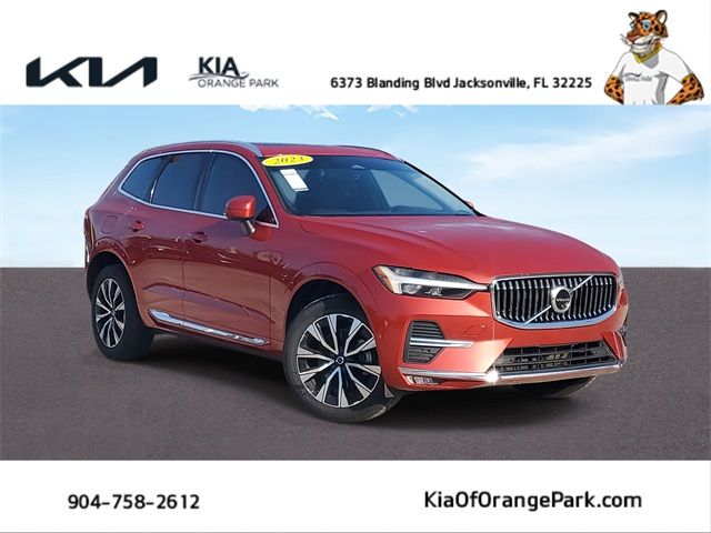 2023 Volvo XC60 Plus Bright Theme