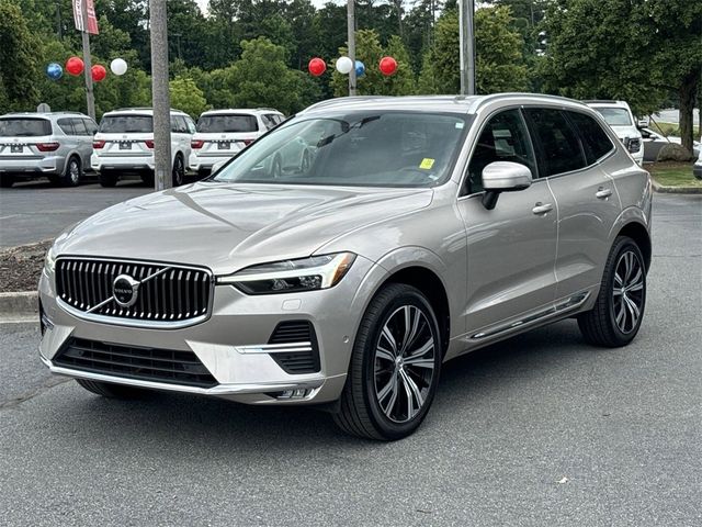 2023 Volvo XC60 Plus Bright Theme