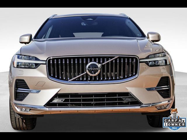 2023 Volvo XC60 Plus Bright Theme