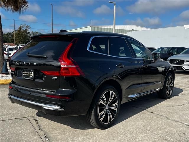 2023 Volvo XC60 Plus Bright Theme