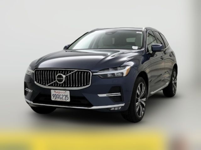 2023 Volvo XC60 Plus Bright Theme