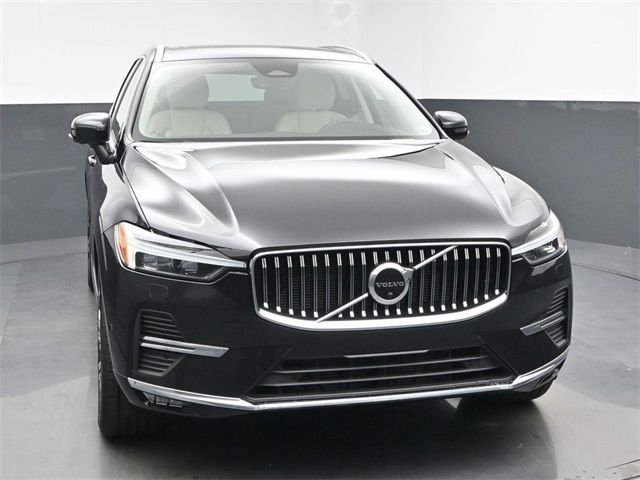 2023 Volvo XC60 Plus Bright Theme