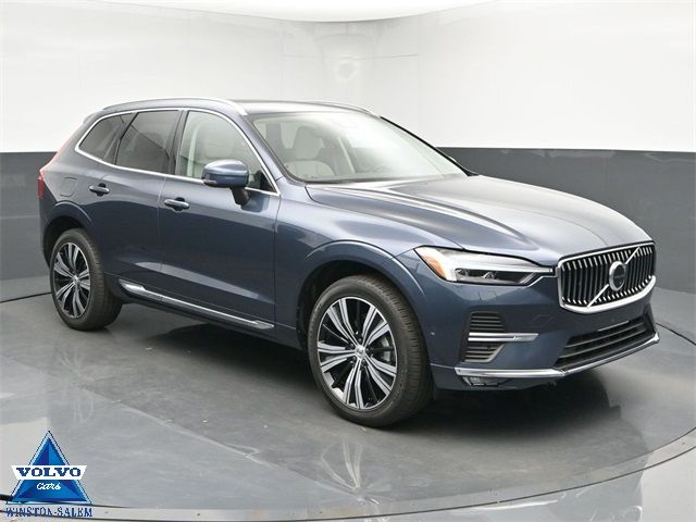 2023 Volvo XC60 Plus Bright Theme