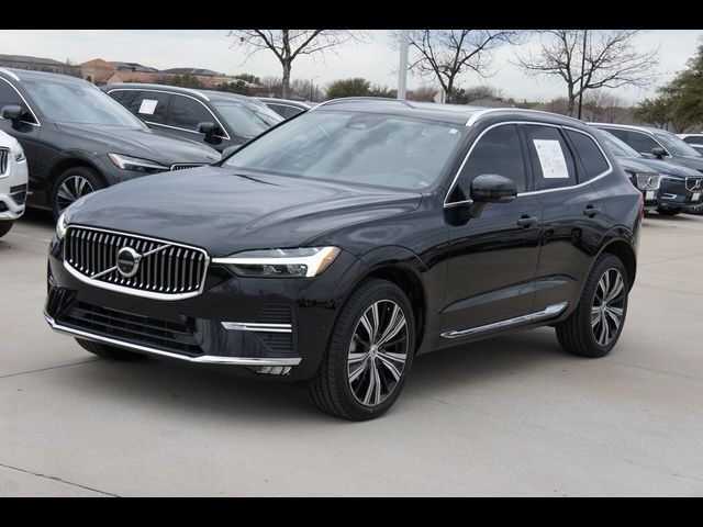 2023 Volvo XC60 Plus Bright Theme