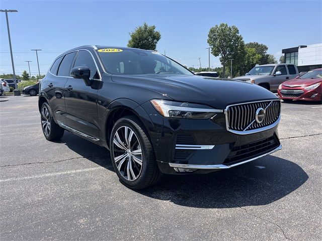 2023 Volvo XC60 Plus Bright Theme