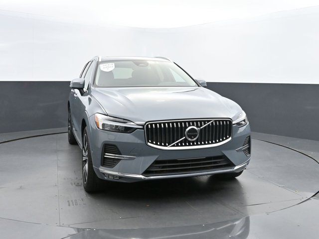 2023 Volvo XC60 Plus Bright Theme