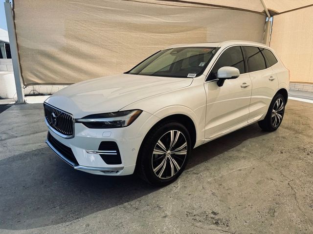 2023 Volvo XC60 Plus Bright Theme