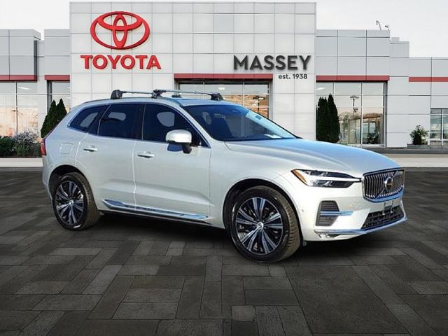 2023 Volvo XC60 Plus Bright Theme