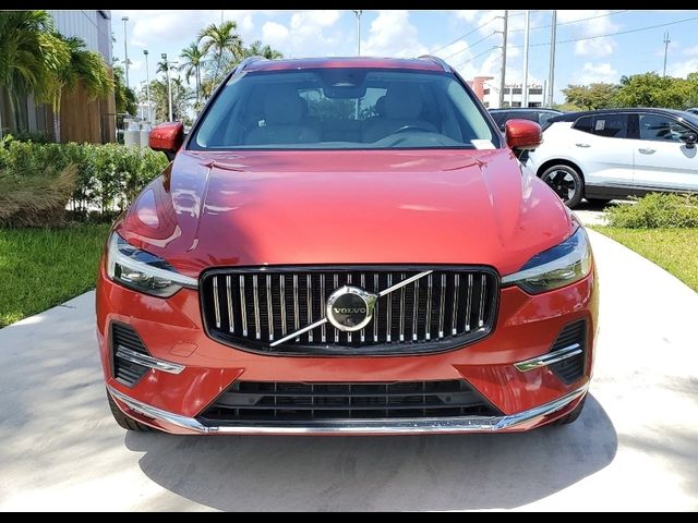 2023 Volvo XC60 Plus Bright Theme