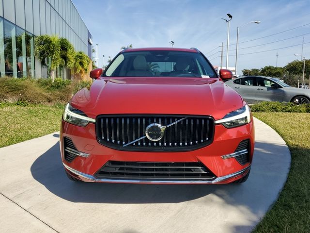 2023 Volvo XC60 Plus Bright Theme